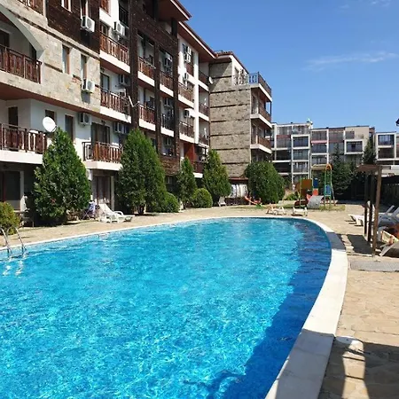 Apartment студія у Panorama Bay 2 *